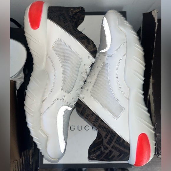 Fendi FF Monogram Print Fluo Detail Low Top Sneakers - Picture 5 of 7